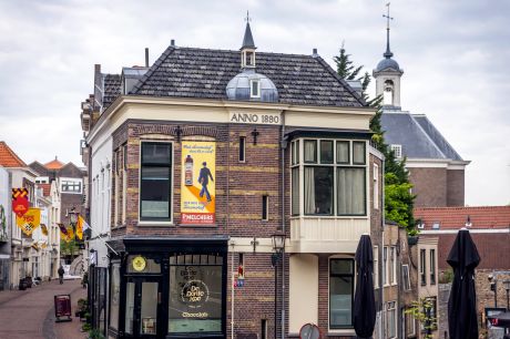 Reclame over jenever Locomotief